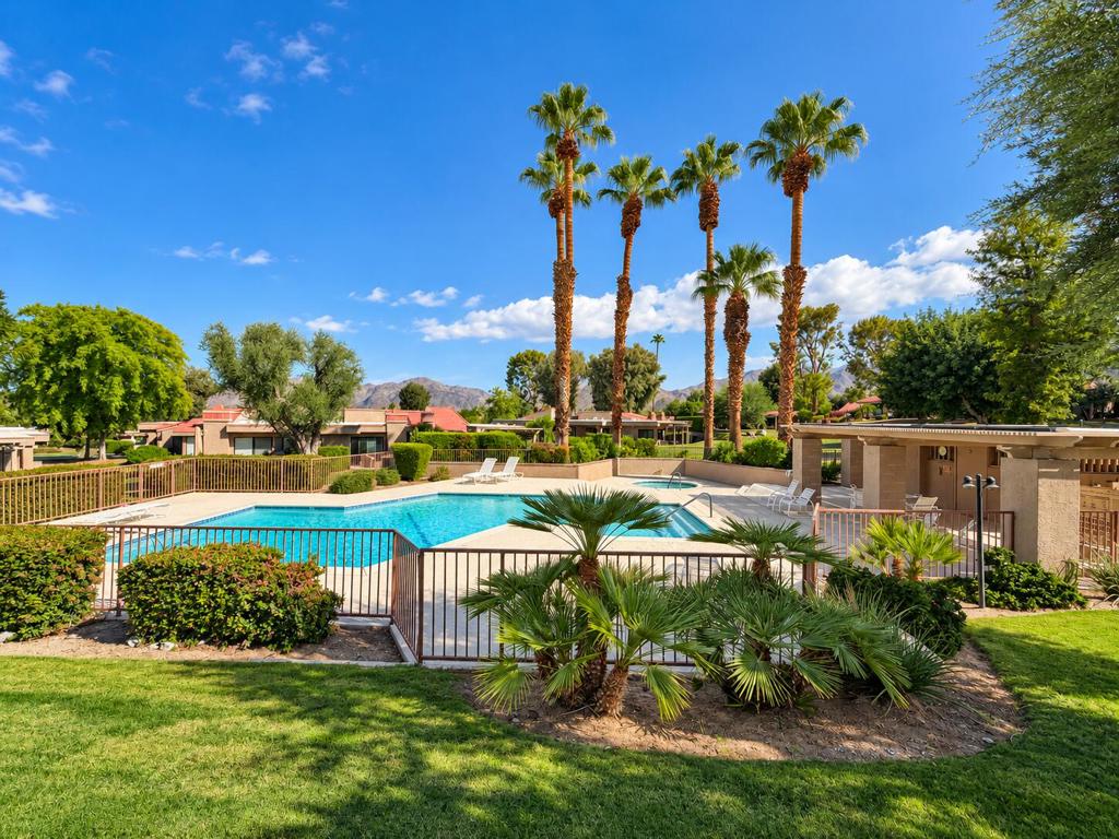 72477 Rolling Knoll Drive Property Photo 37
