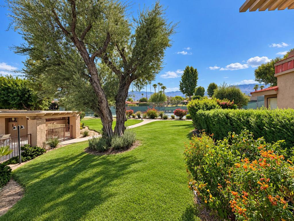 72477 Rolling Knoll Drive Property Photo 38