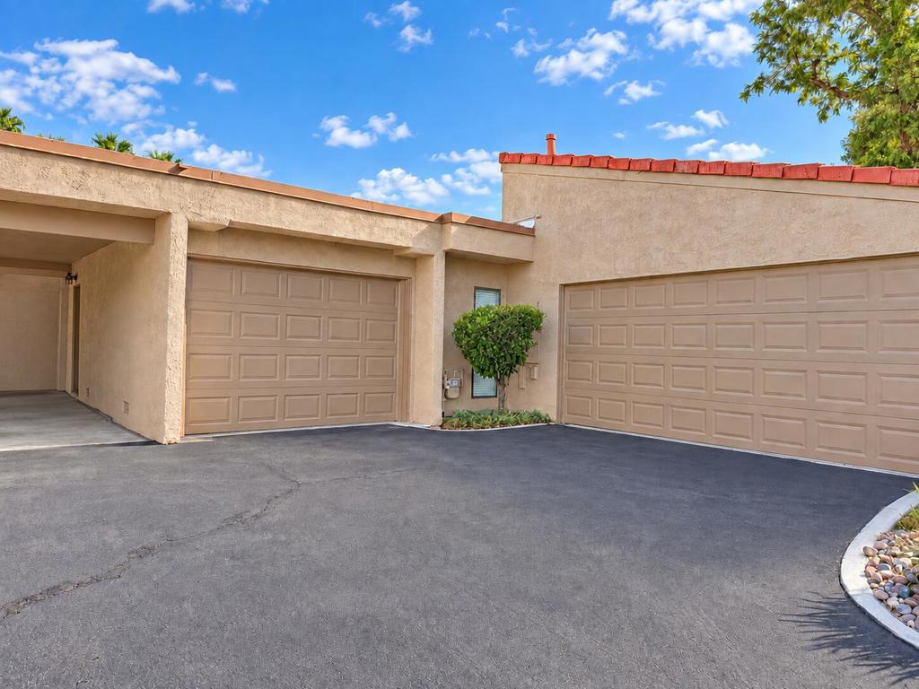 72477 Rolling Knoll Drive Property Photo 41