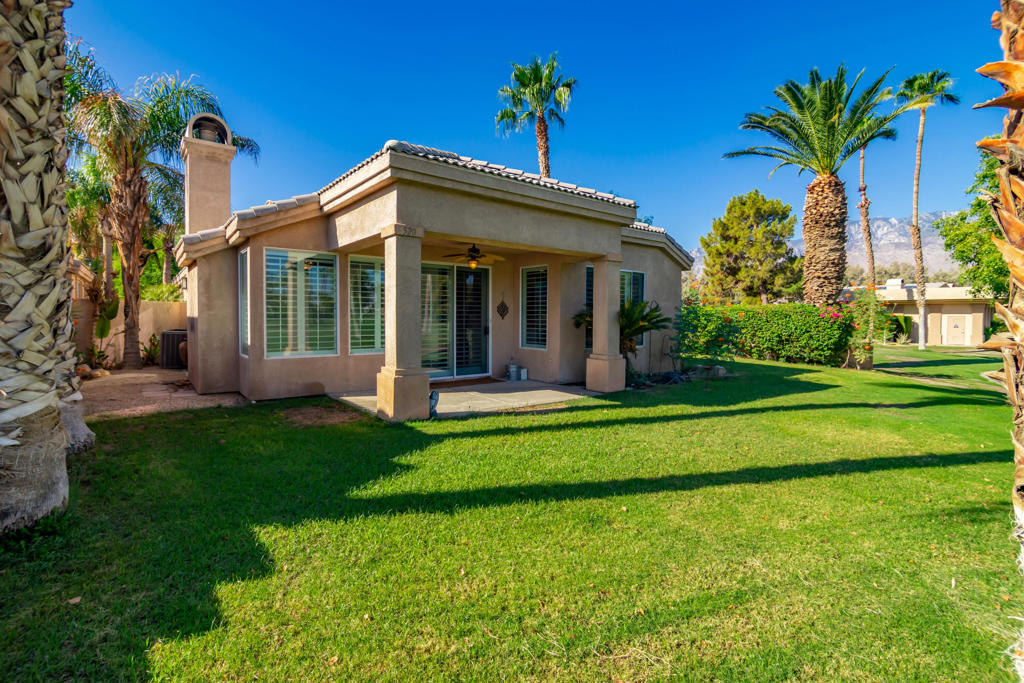 67520 S Laguna Drive Property Photo 1