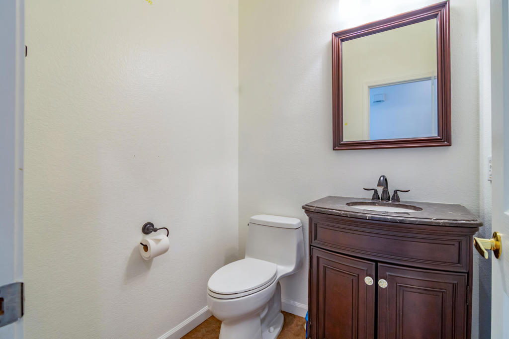 67520 S Laguna Drive Property Photo 25