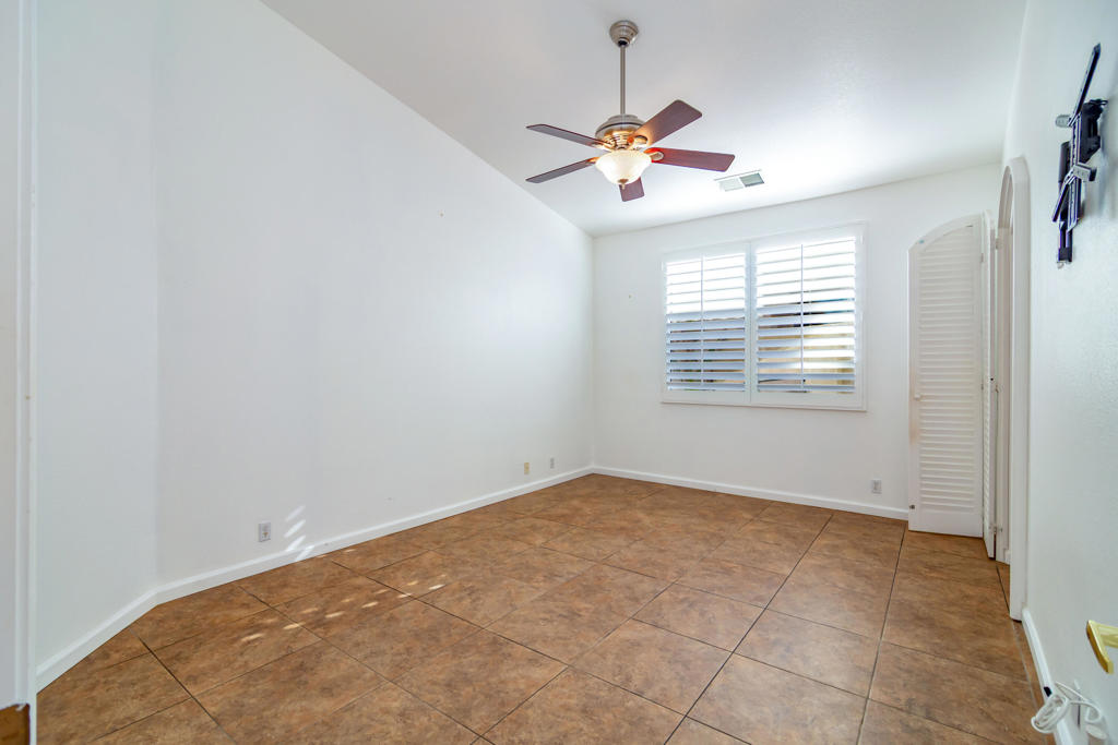67520 S Laguna Drive Property Photo 27