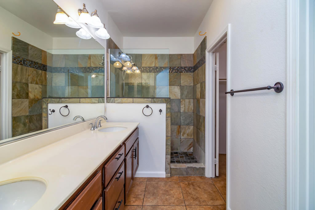 67520 S Laguna Drive Property Photo 30