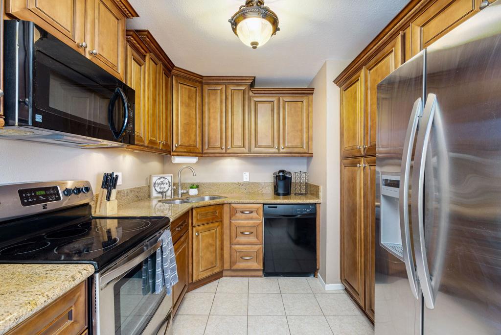 66735 12th Street B2 Property Photo 5