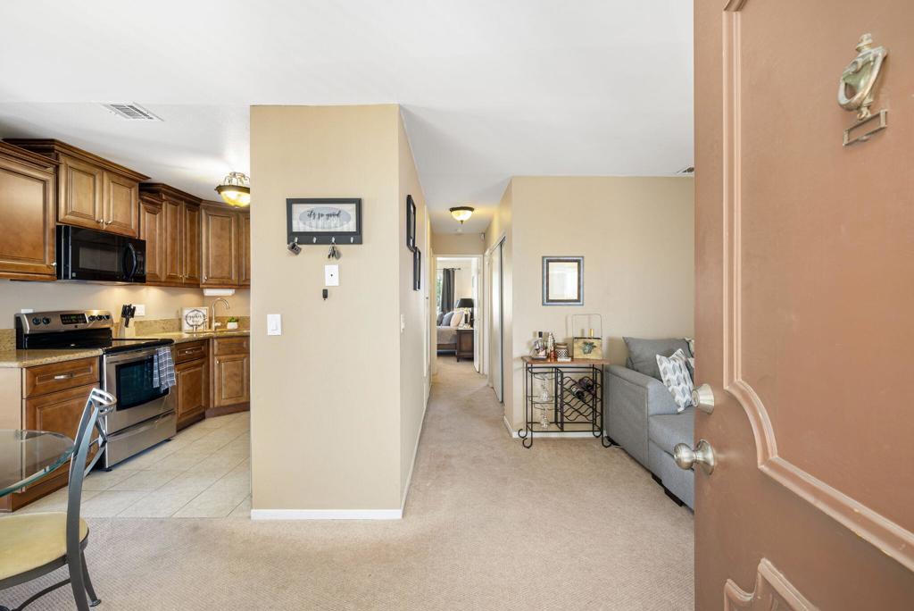 66735 12th Street B2 Property Photo 8
