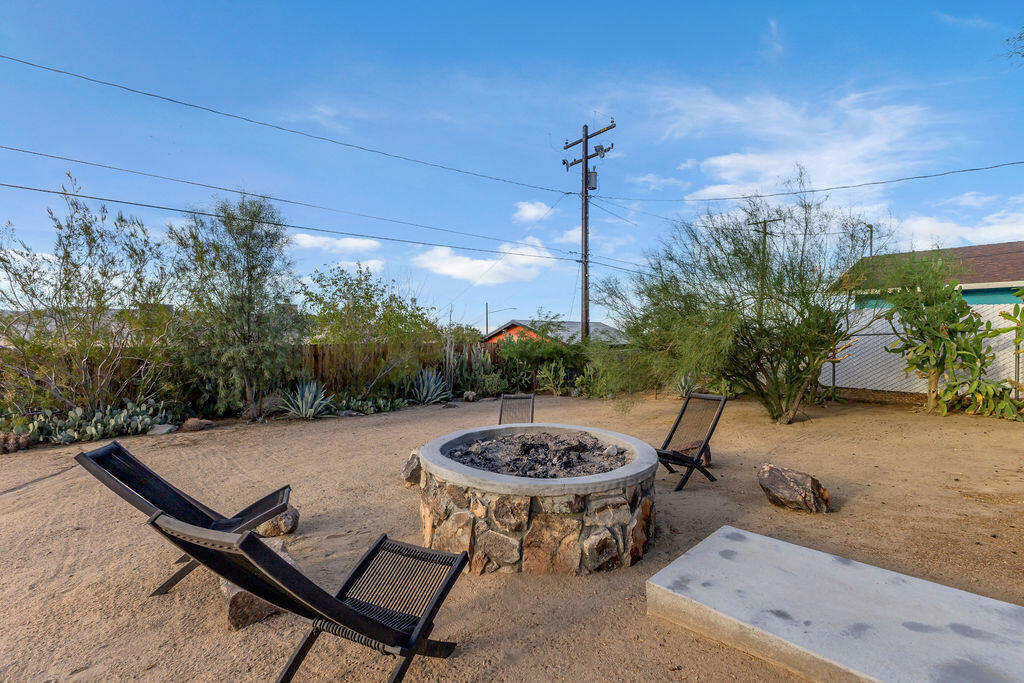 61548 Capilla Drive Property Photo 38