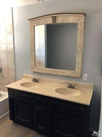 81037 Alberta Avenue Property Photo 3