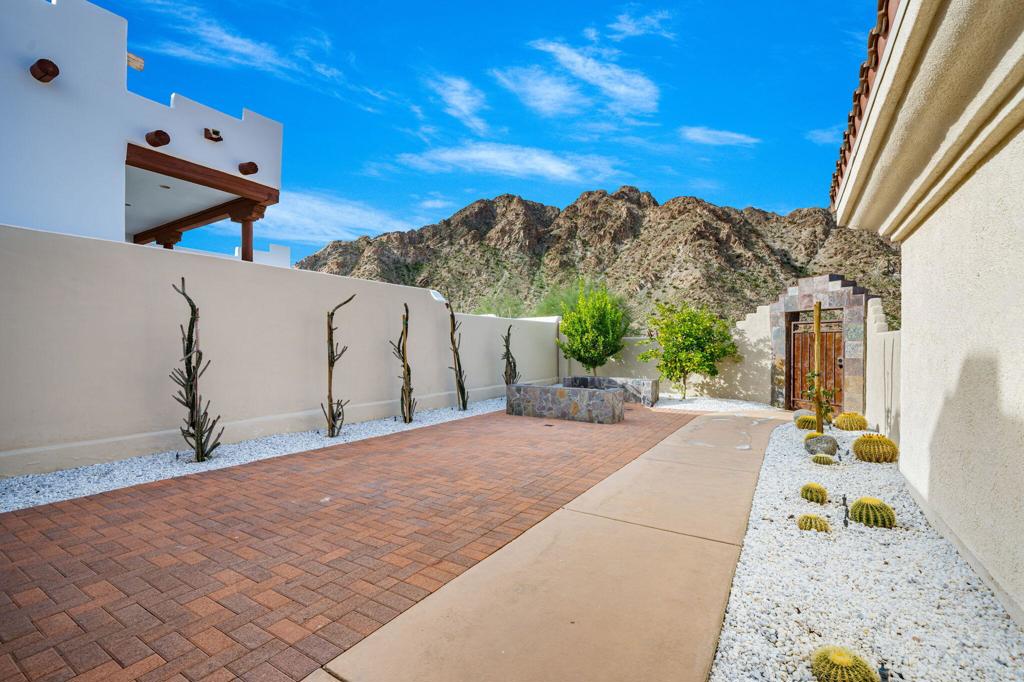 53680 Avenida Montezuma Property Photo 9