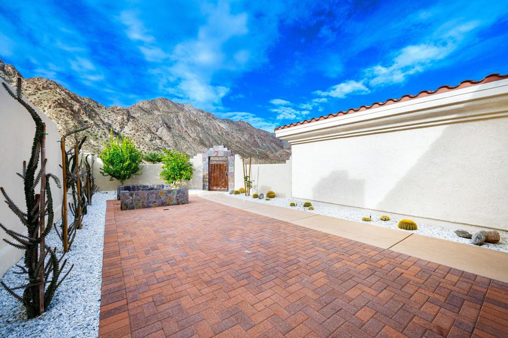 53680 Avenida Montezuma Property Photo 10