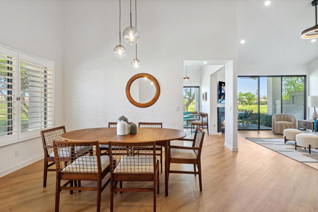 54623 Inverness Way Property Photo 11