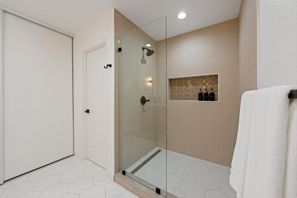 54623 Inverness Way Property Photo 20