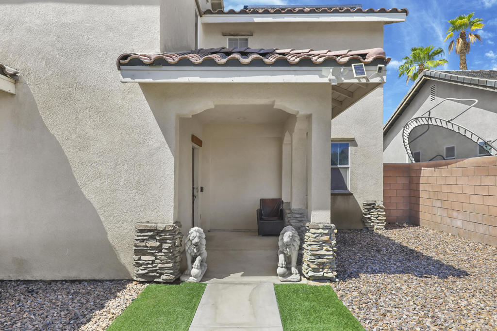 49510 Copperidge Street Property Photo 3