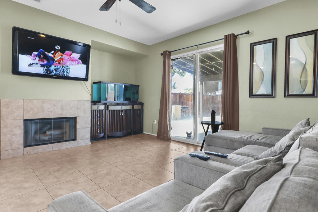 49510 Copperidge Street Property Photo 4