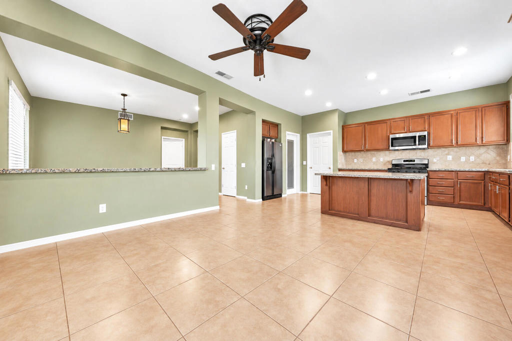 49510 Copperidge Street Property Photo 7