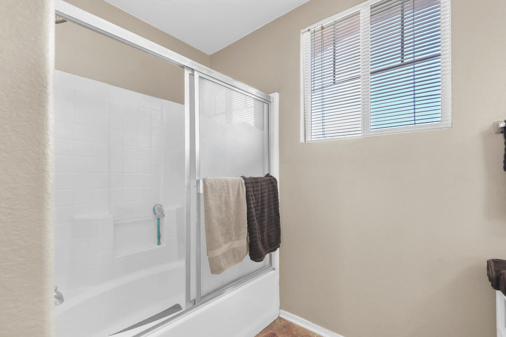 49510 Copperidge Street Property Photo 17