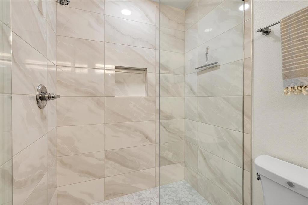 500 E Amado Road 203 Property Photo 18