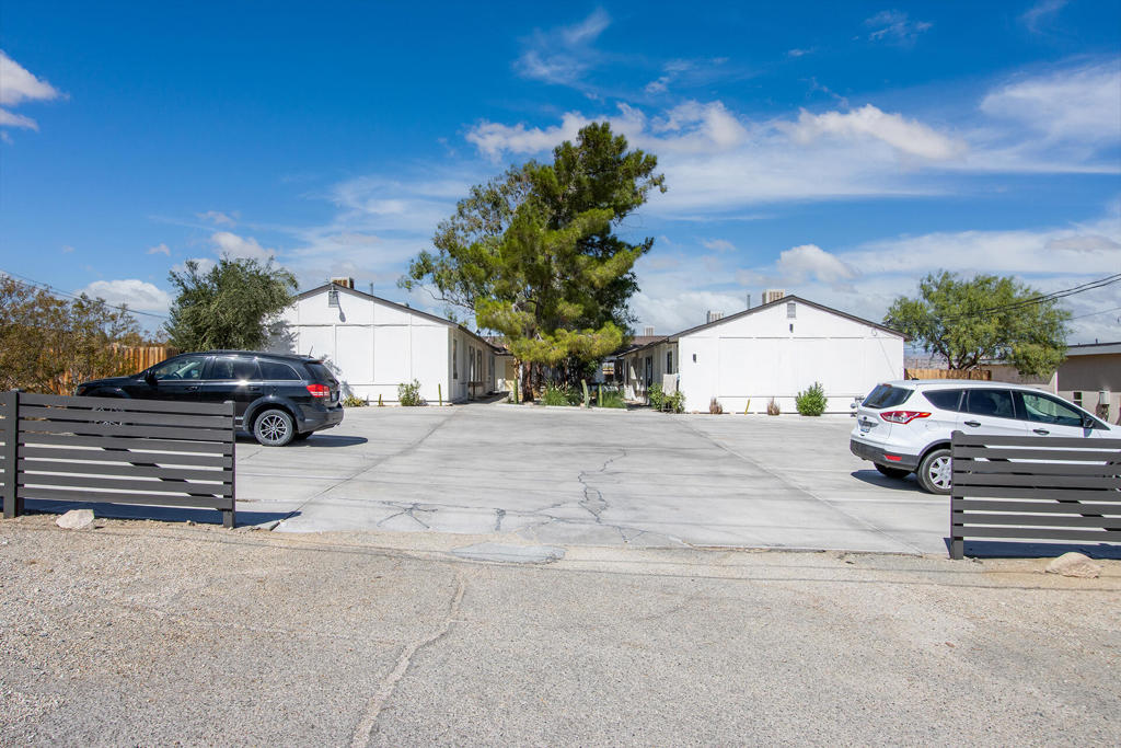 7382 Olympic Road Property Photo 1