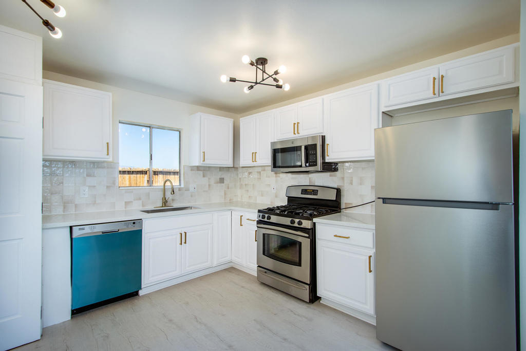 7382 Olympic Road Property Photo 19