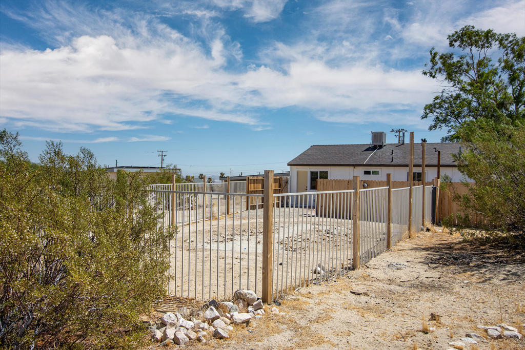 7382 Olympic Road Property Photo 31