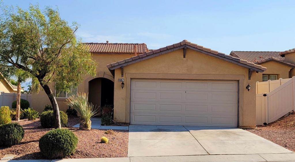 64057 Olympic Mountain Avenue Property Photo 1