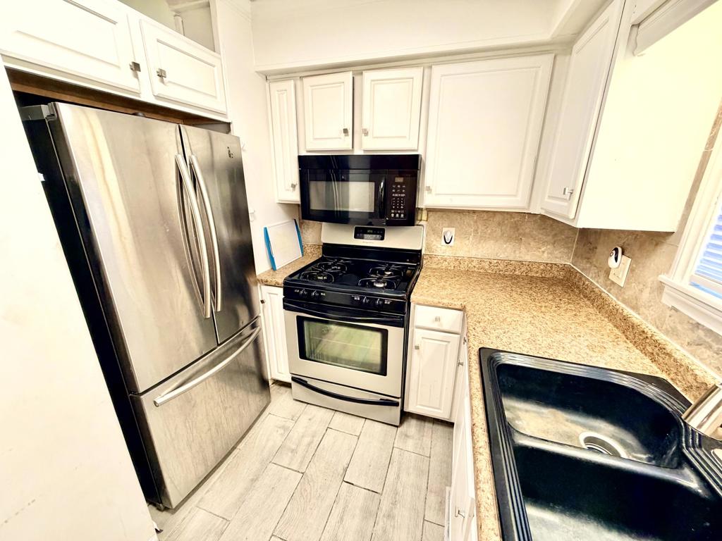 169 Tanforan Property Photo 5