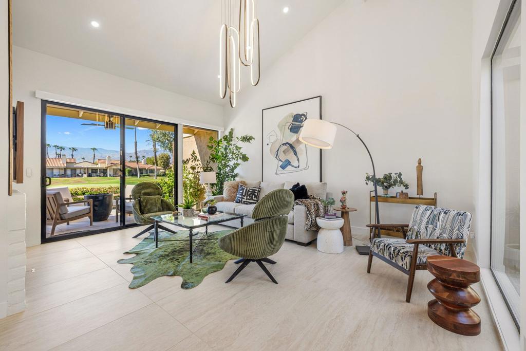 321 San Remo Street Property Photo 1