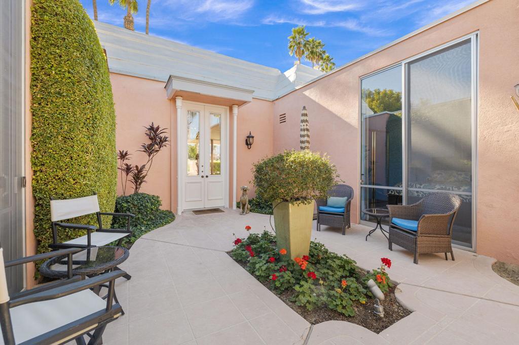47115 El Menara Circle Property Photo 2