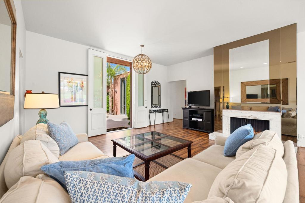 47115 El Menara Circle Property Photo 4