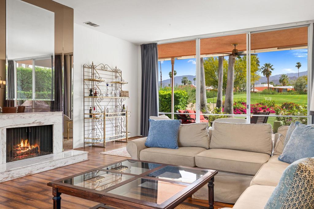 47115 El Menara Circle Property Photo 7