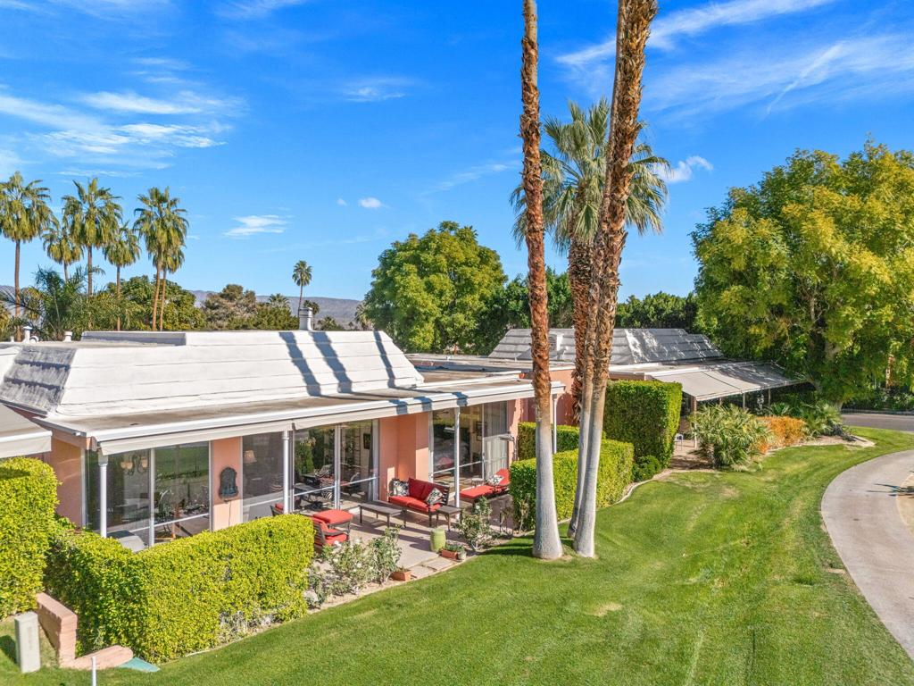 47115 El Menara Circle Property Photo 16