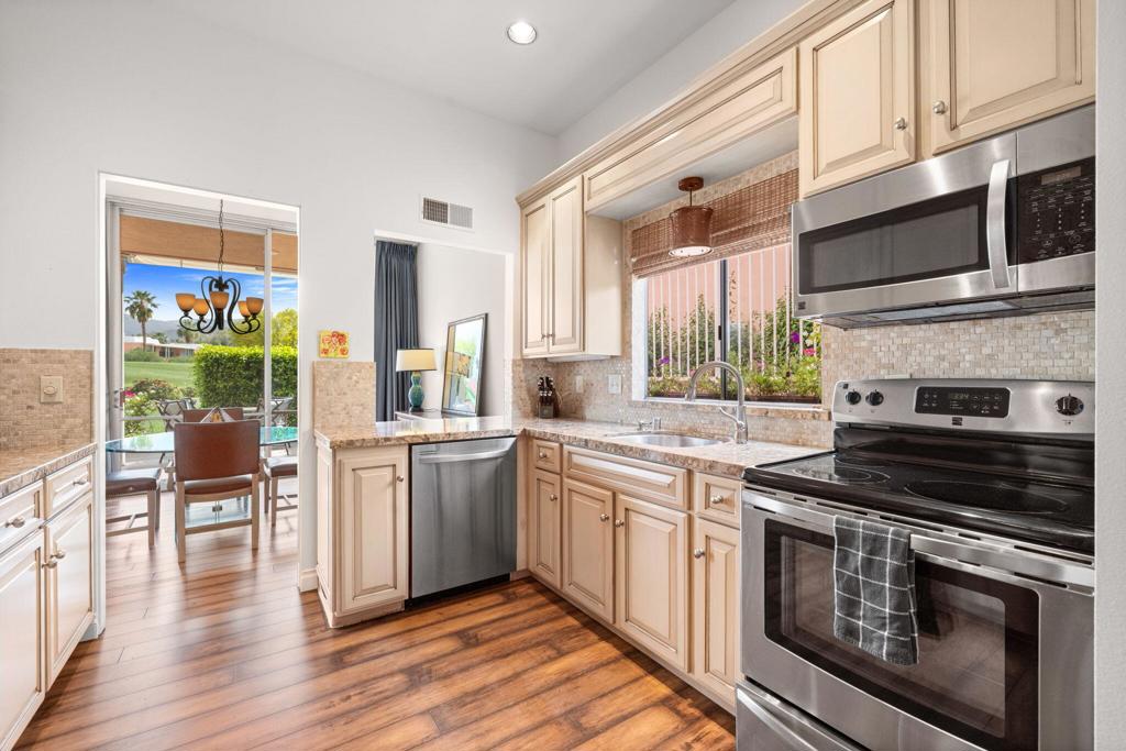 47115 El Menara Circle Property Photo 24