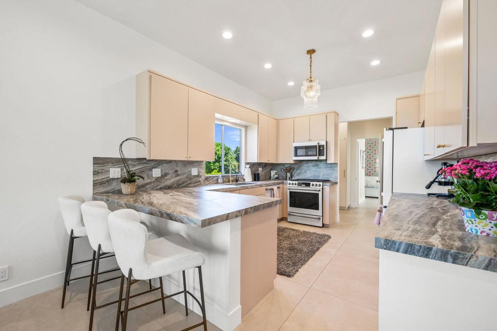 47171 El Agadir Circle Property Photo 16