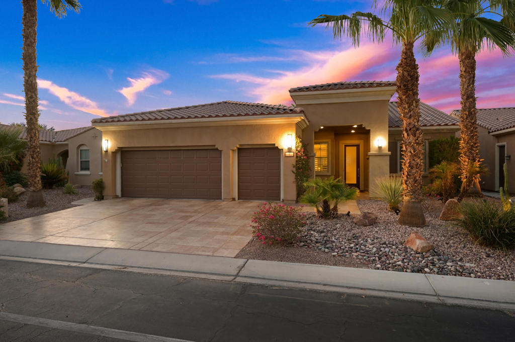81686 Avenida Sombra Property Photo 2