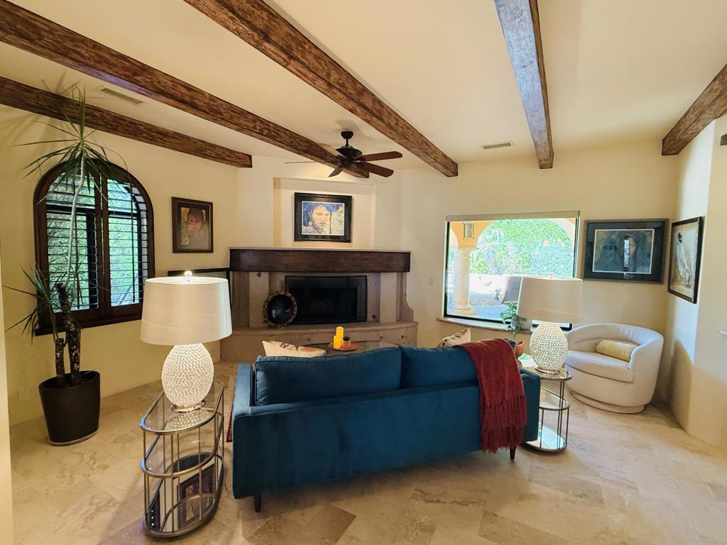 1129 Village Court Property Photo 3