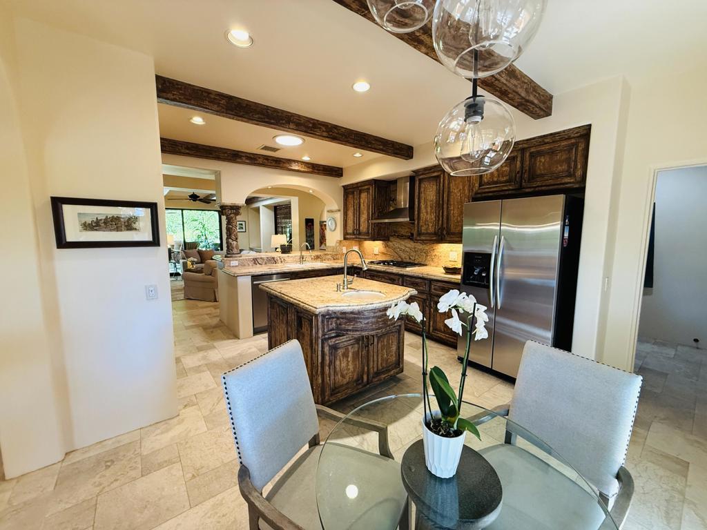 1129 Village Court Property Photo 15