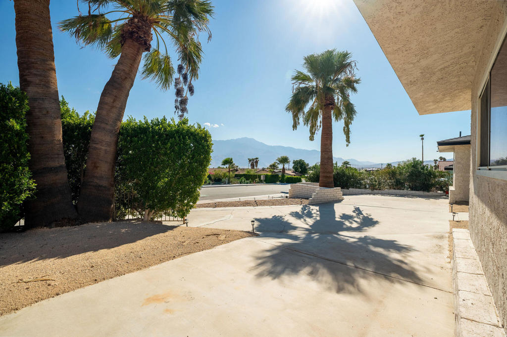 66846 Desert View Avenue Property Photo 4