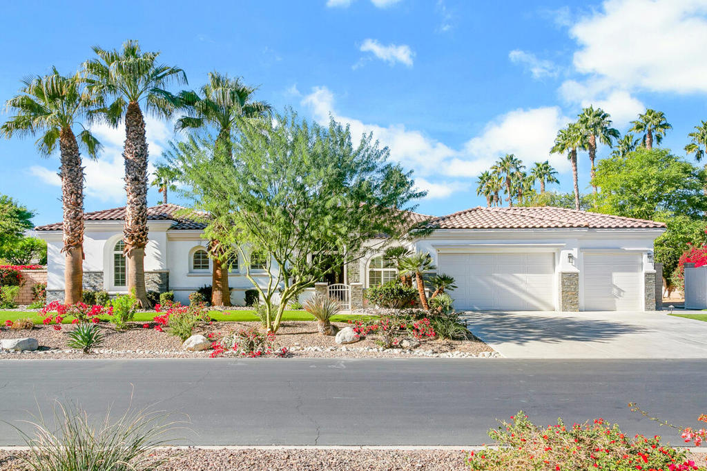 49213 Hohokam River Street Property Photo 6