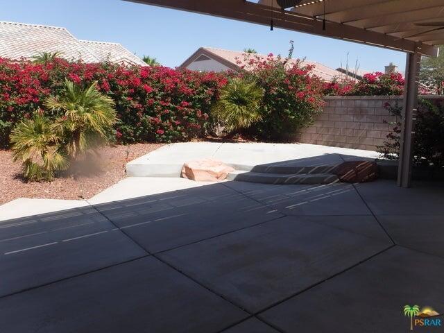 78648 Iron Bark Drive Property Photo 11