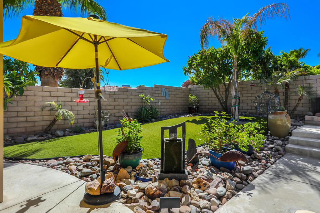 38635 Desert Mirage Drive Property Photo 18