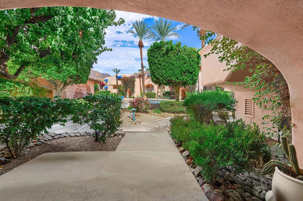 500 E Amado Road 212 Property Photo 4