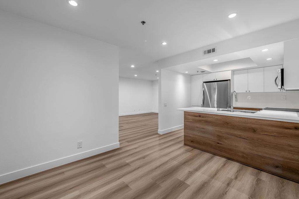 500 E Amado Road 212 Property Photo 20