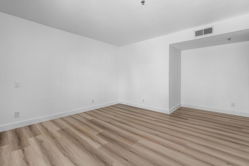 500 E Amado Road 212 Property Photo 25