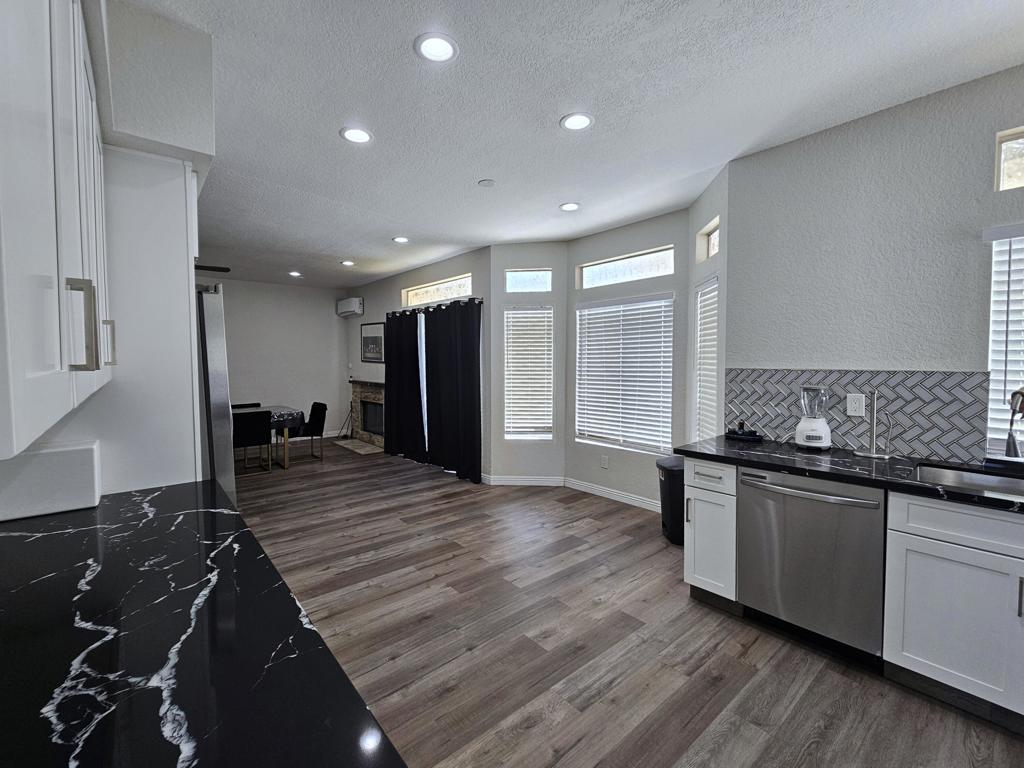 69911 Willow Lane Property Photo 8