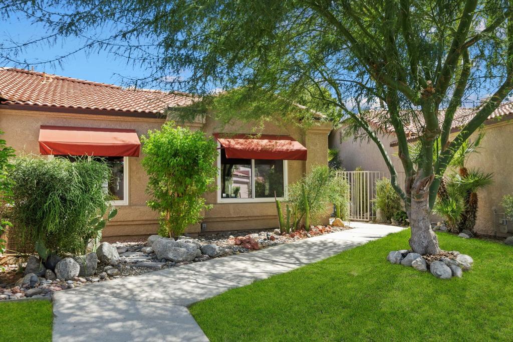 48115 Via Hermosa Property Photo 2