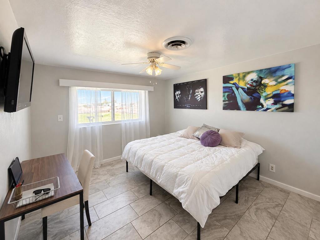1007 N Broadway Property Photo 14