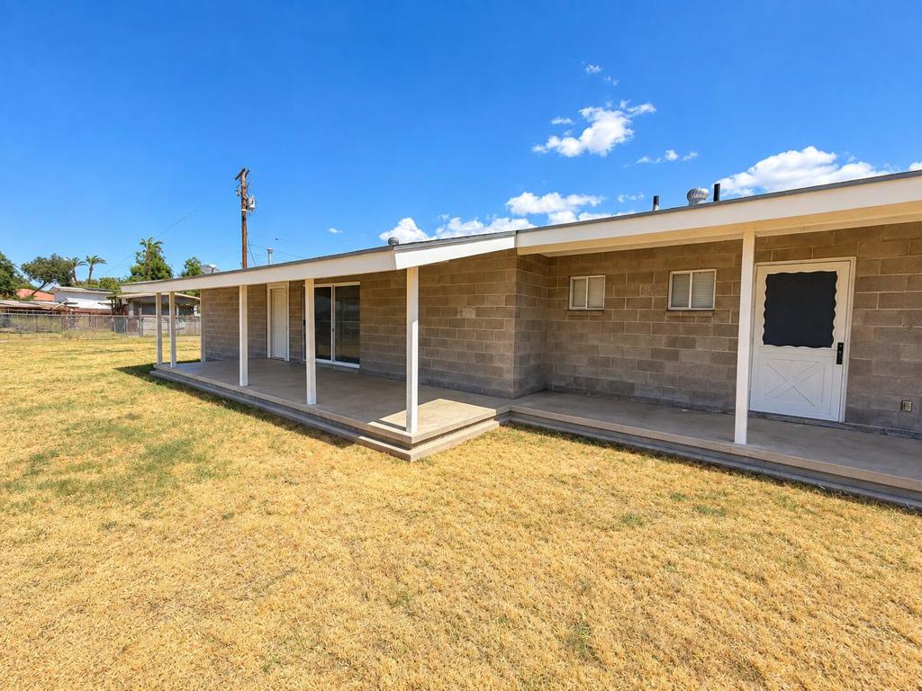 1007 N Broadway Property Photo 24