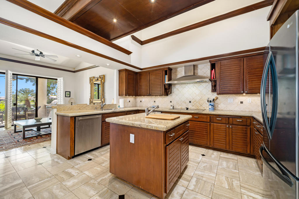 54940 Inverness Way Property Photo 25