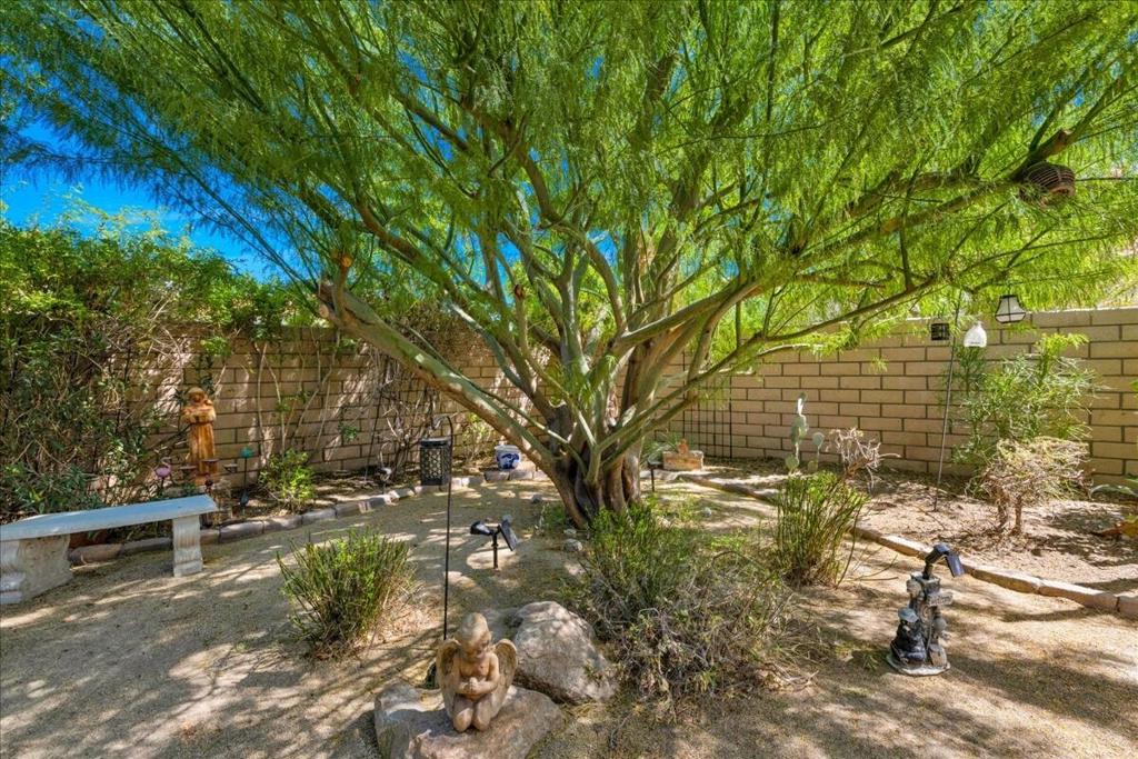 2920 Sunflower Circle W Property Photo 14