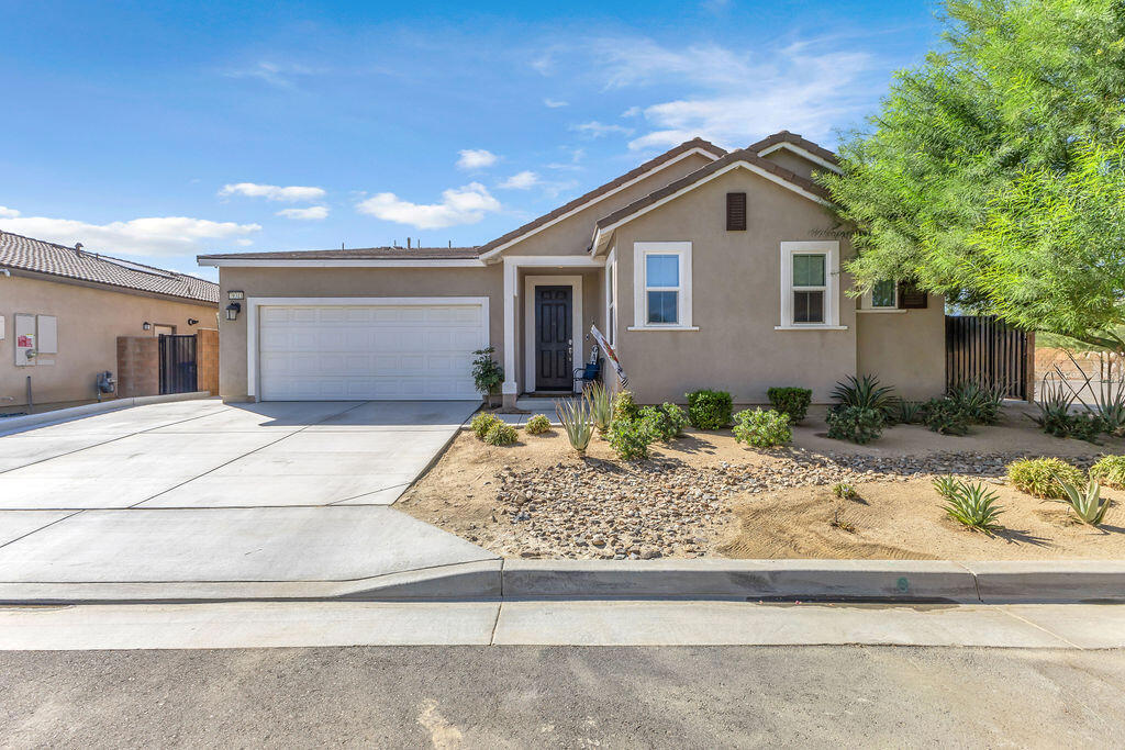 79311 Toledo Lane Property Photo 3