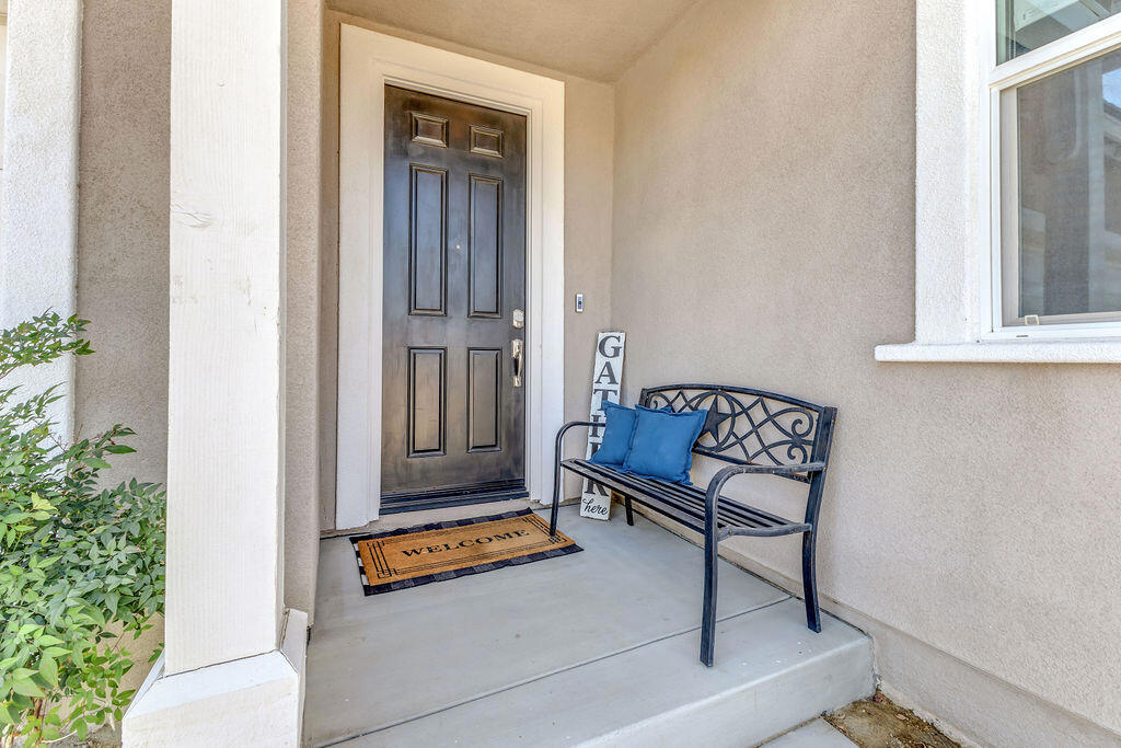 79311 Toledo Lane Property Photo 4